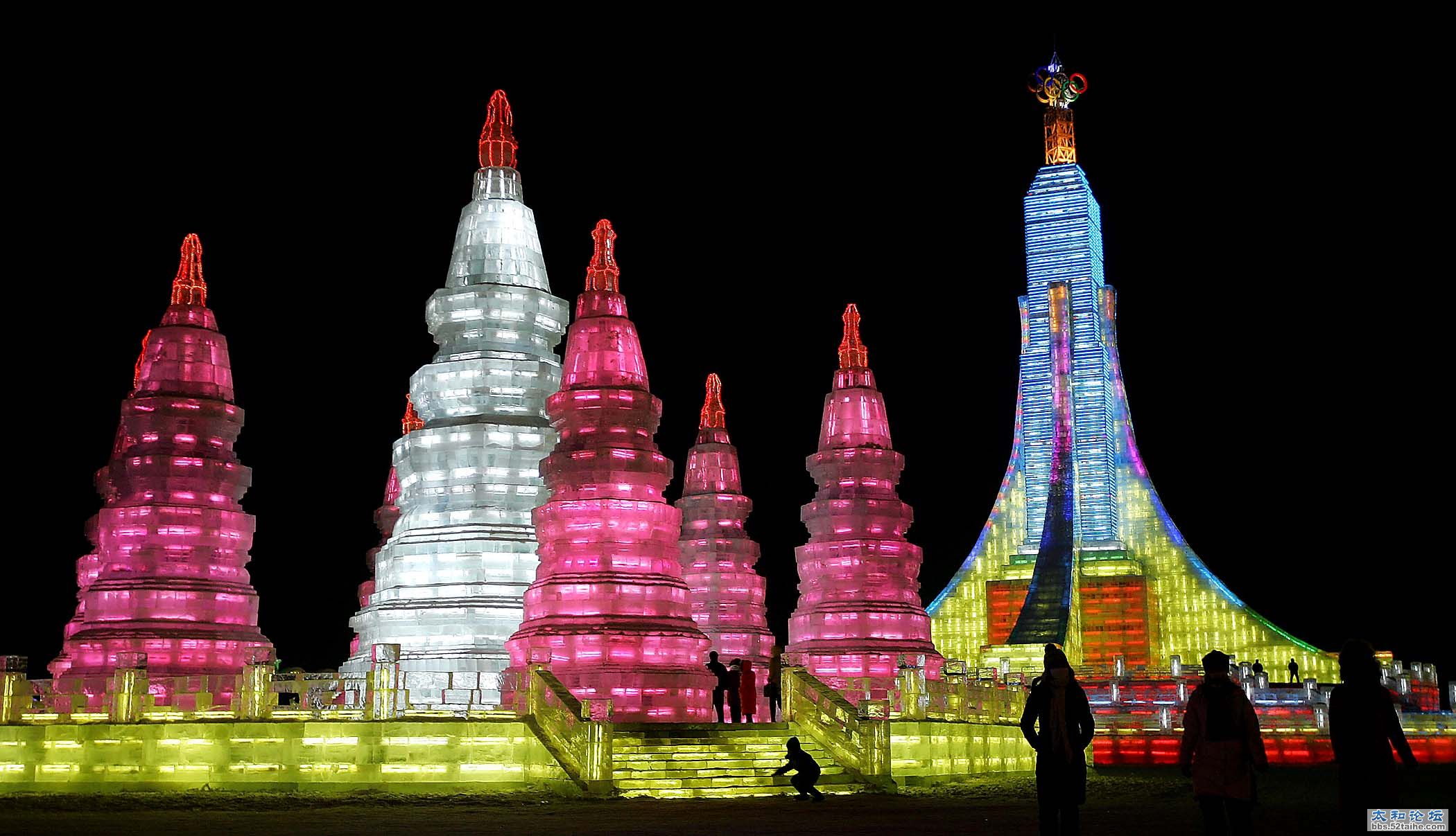 2008年的哈尔滨冰雪节。(Frederic J. Brown AFP Getty Images).jpg