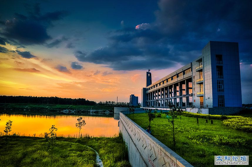 DSC_4486_7_8_tonemapped.jpg